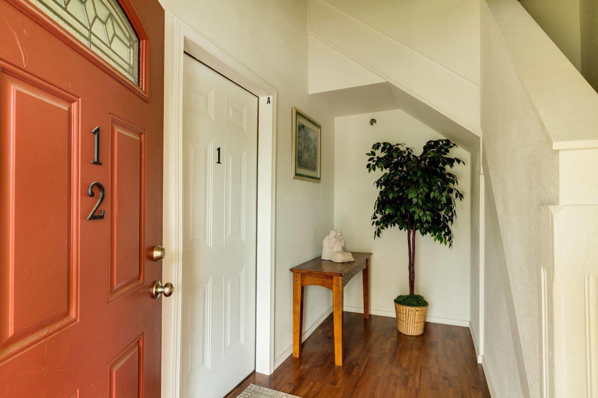 Maple Leaf Manor Suites Spokane Exterior photo